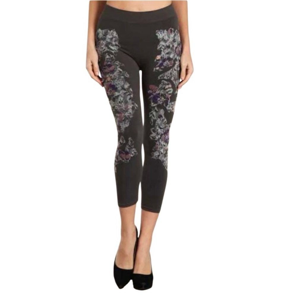 M. Rena High‎ Waist Tummy Control Leggings Black Floral Print Rayon Blend Sz OS